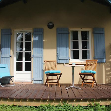 Au Petit Bernerot - Les Gites De L'Arbre Voyageur Eauze ภายนอก รูปภาพ